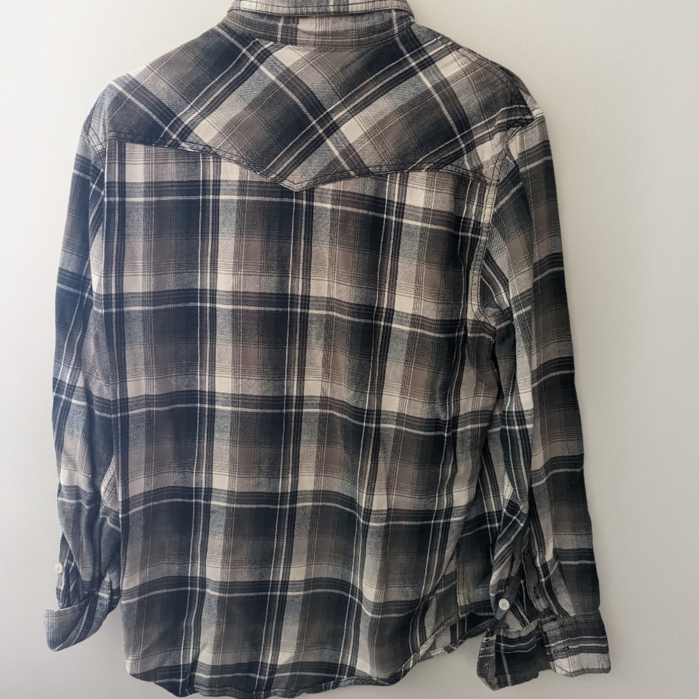 Button down shirt - Picture 2 of 3
